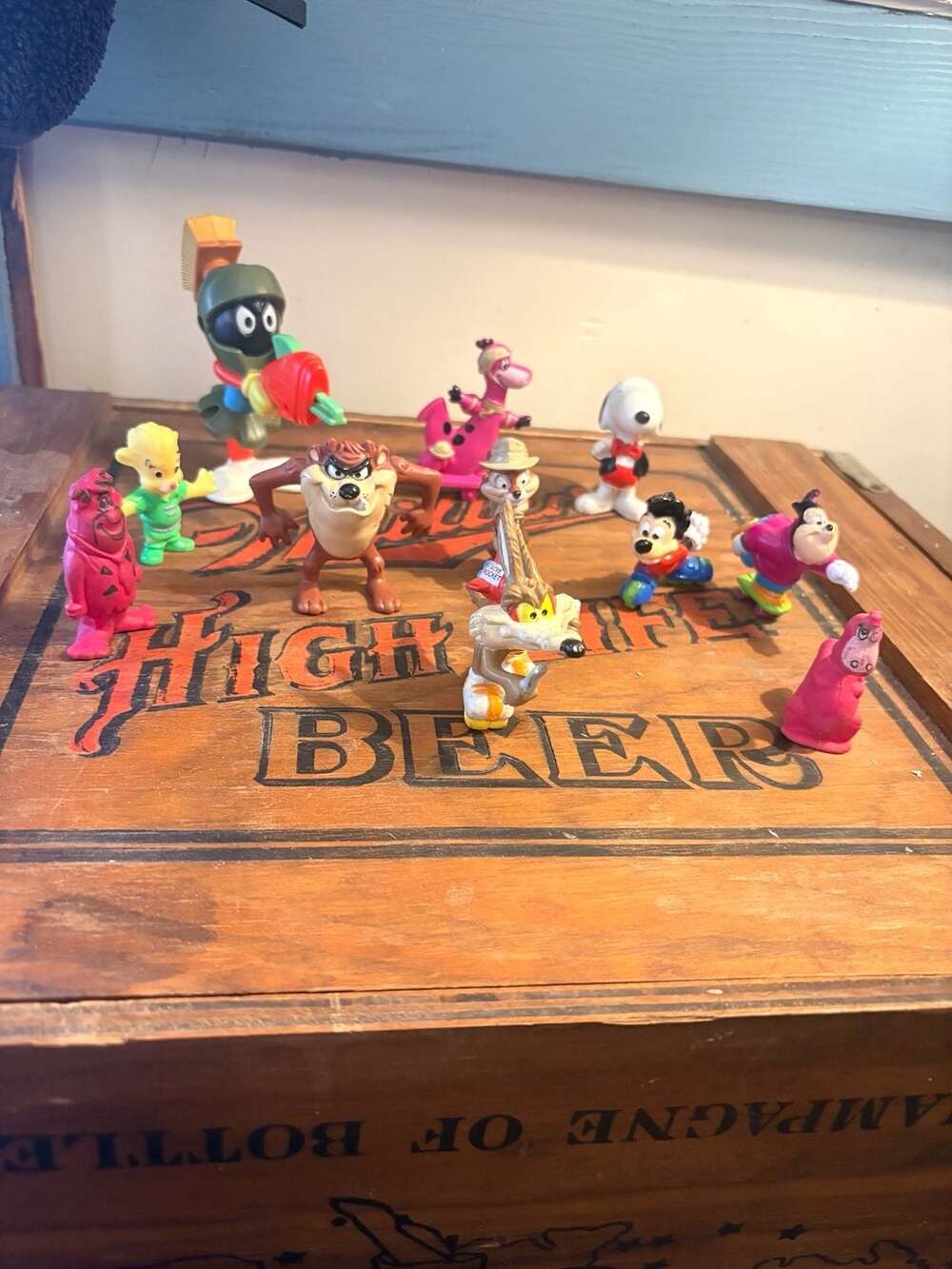 Vintage Mixed Cartoon Character Figurine Lot 1980s-1990s Disney Looney Tunes Han